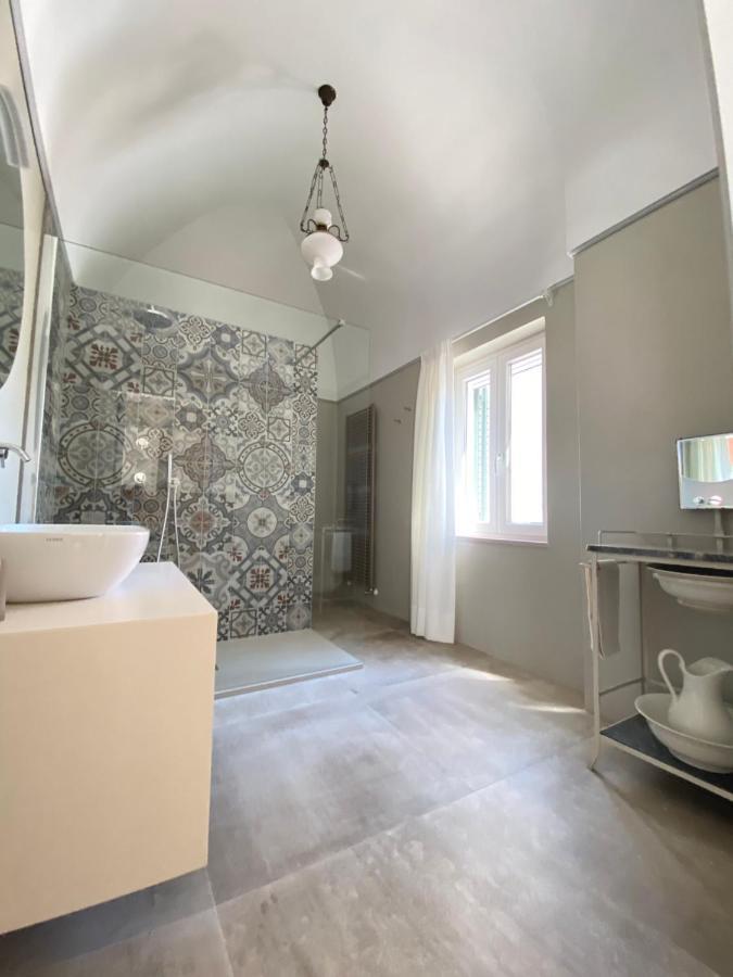 Al Corso Charming Rooms Пескичи Экстерьер фото