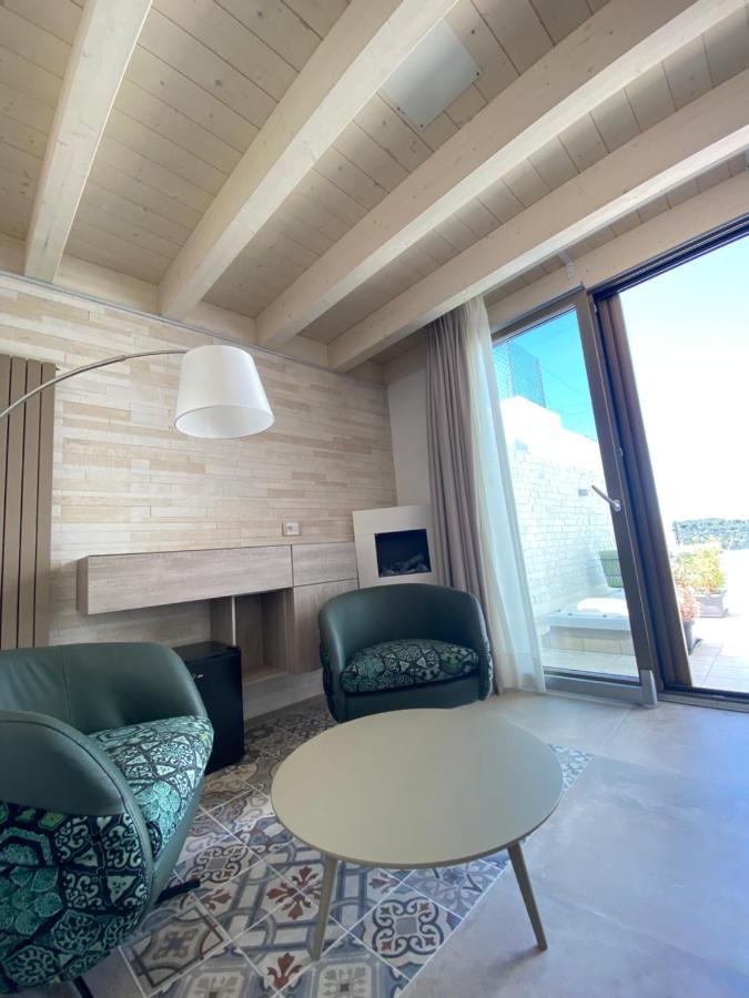 Al Corso Charming Rooms Пескичи Экстерьер фото